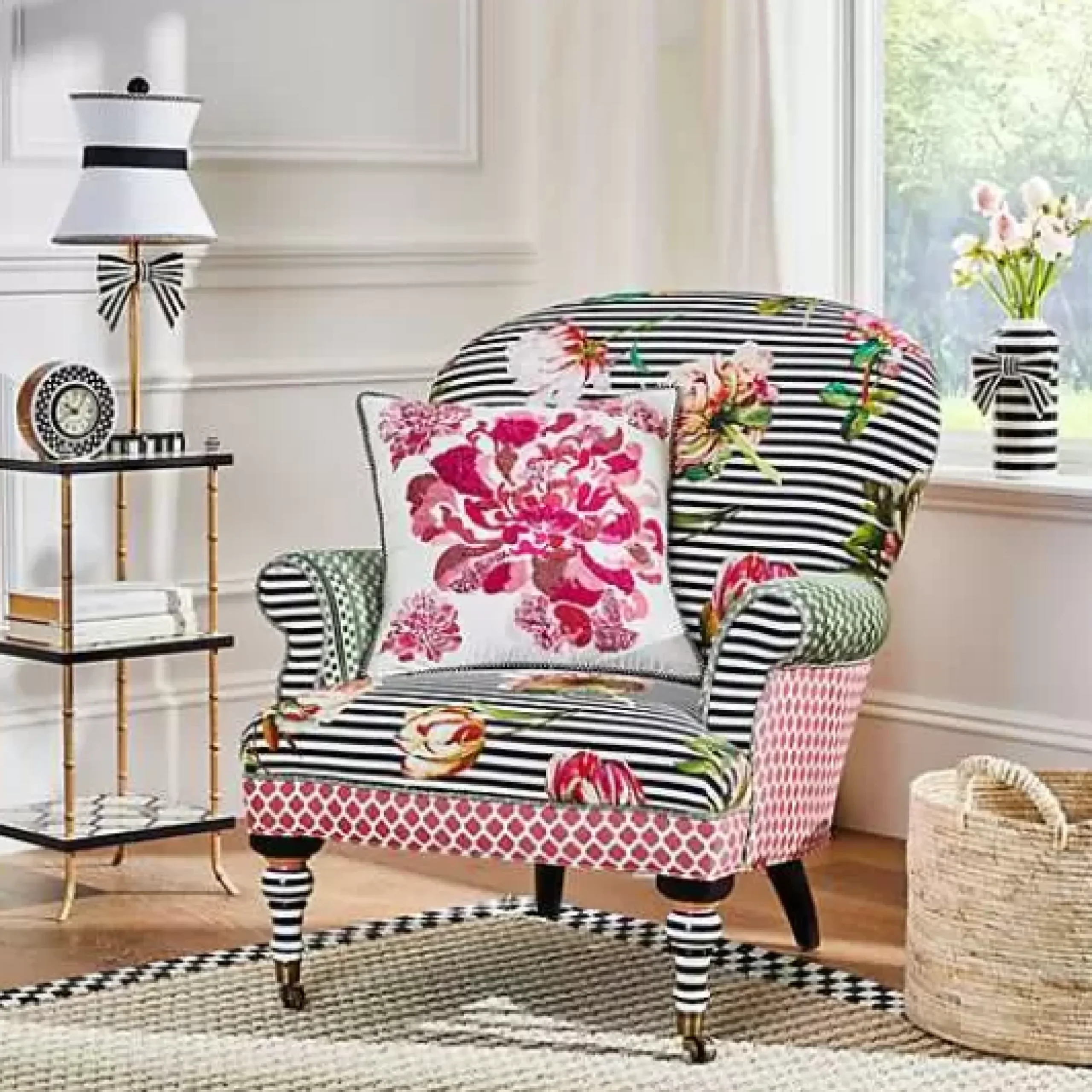 MacKenzie-Childs Courtly Bow Vase< Room Accents