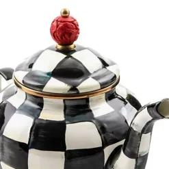 MacKenzie-Childs Courtly Check 4 Cup Teapot< The Coffee Shop|Serveware