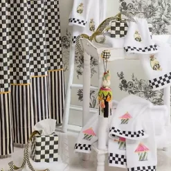 MacKenzie-Childs Courtly Check Boutique Tissue Box Cover< Bath & Bath Accessories|Room Accents