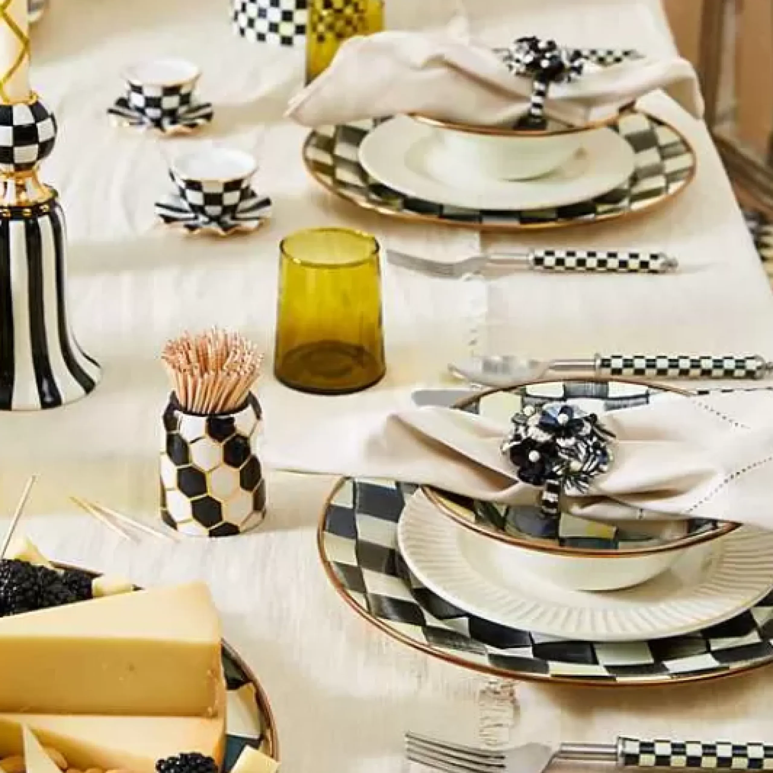 MacKenzie-Childs Courtly Check Charger/Plate< Dinnerware & Flatware