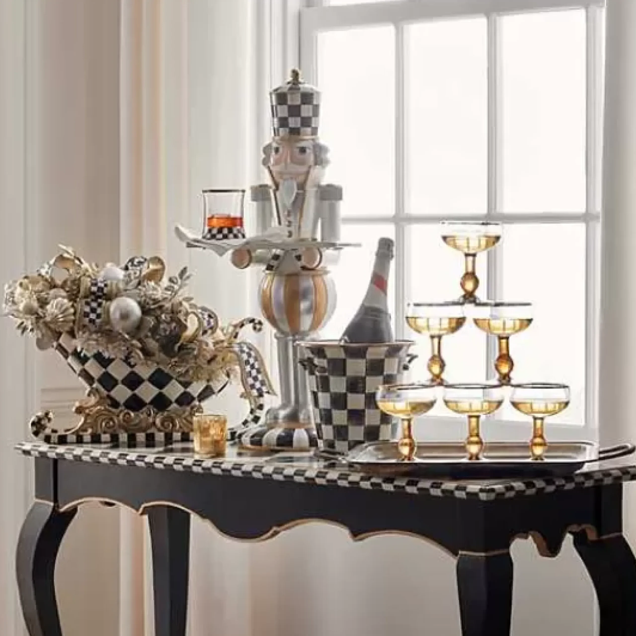MacKenzie-Childs Courtly Check Coupe Glass< Fall Entertaining|Drinkware