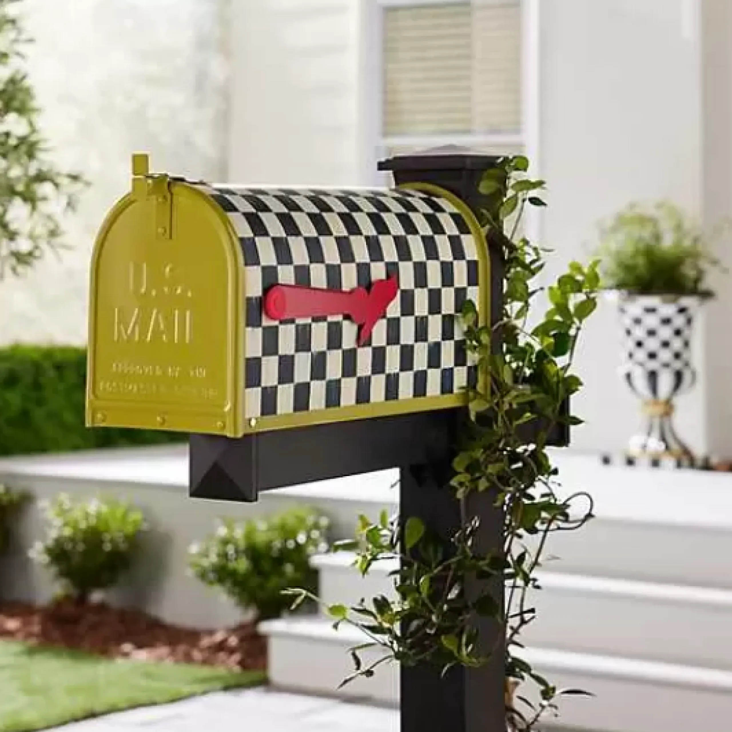 MacKenzie-Childs Courtly Check Mailbox< The Fall Shop|Outdoor