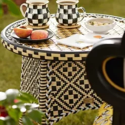 MacKenzie-Childs Courtly Check Mug< The Coffee Shop|Fall Entertaining