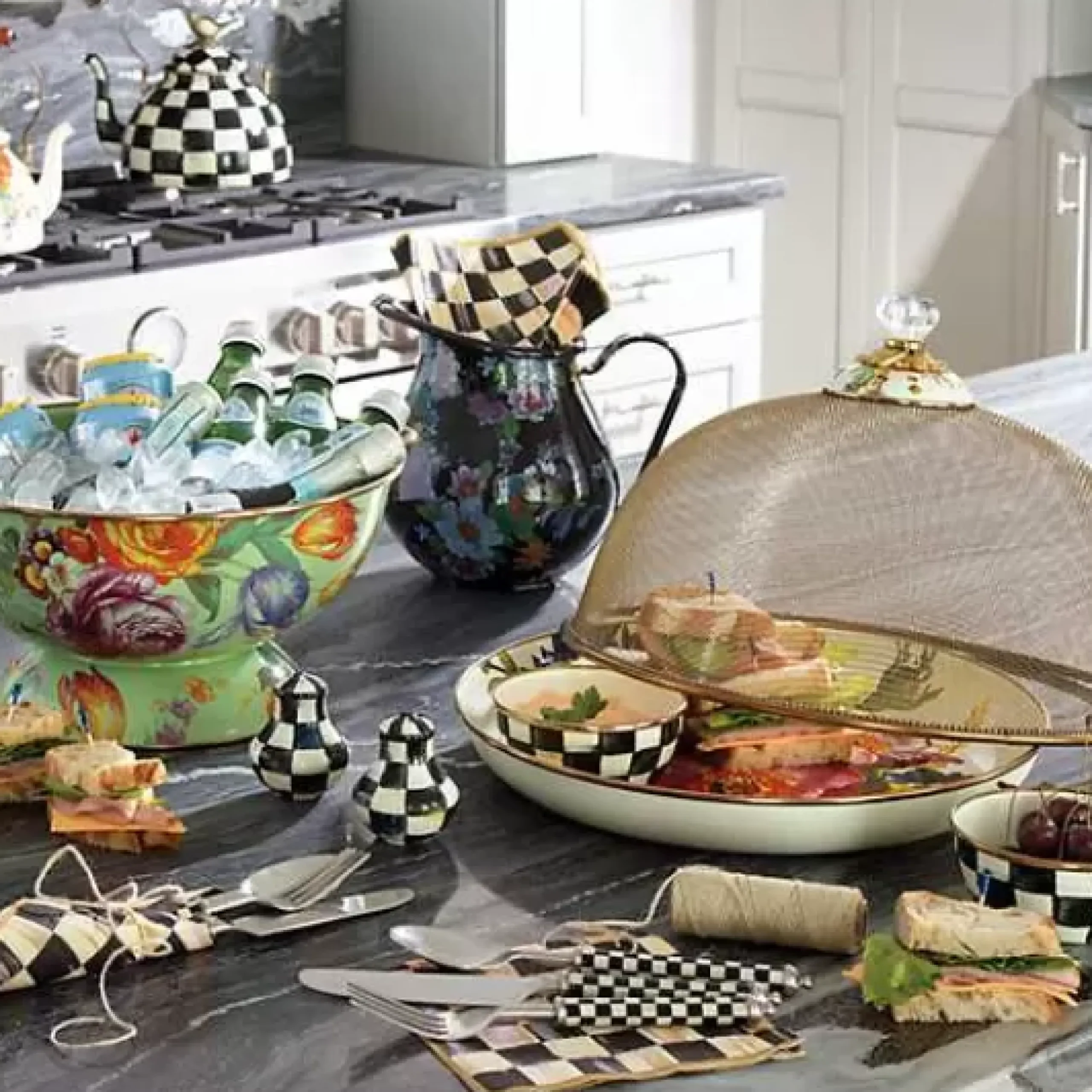 MacKenzie-Childs Courtly Check Pinch Bowl< Bar Entertaining|Serveware