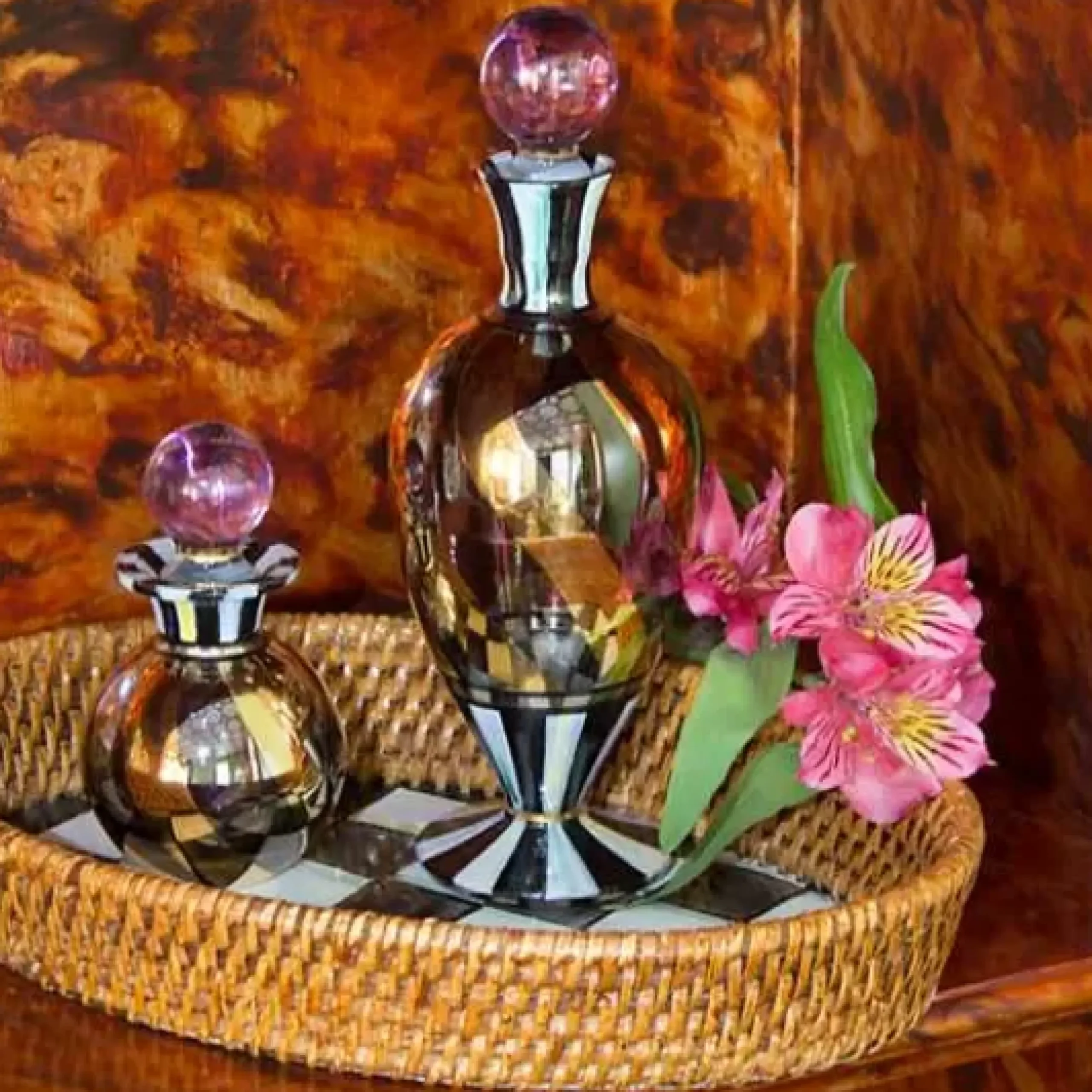 MacKenzie-Childs Courtly Check Rattan Enamel Small Serving Tray< The Coffee Shop|Bar Entertaining