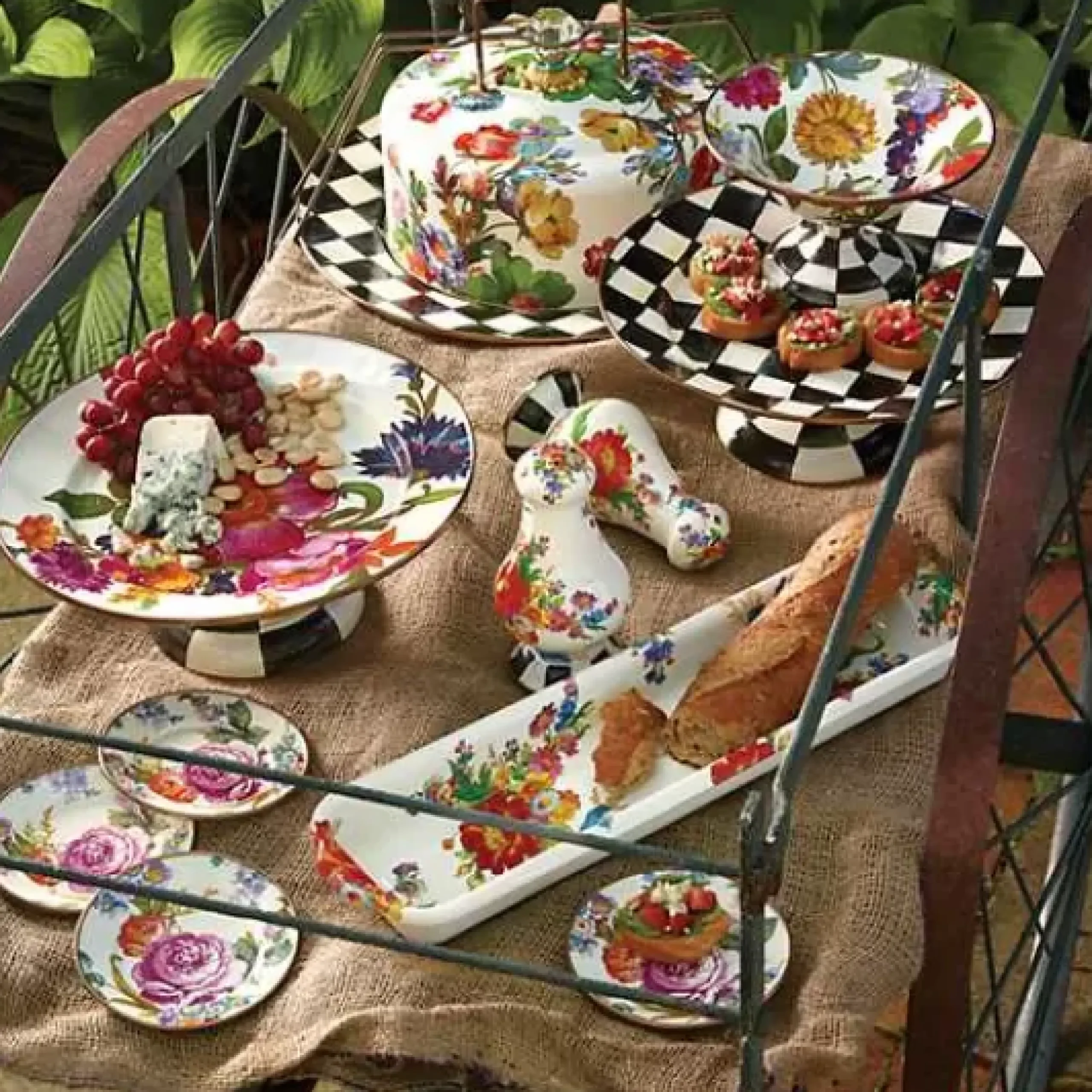 MacKenzie-Childs Courtly Check Small Pedestal Platter< Fall Entertaining|Serveware