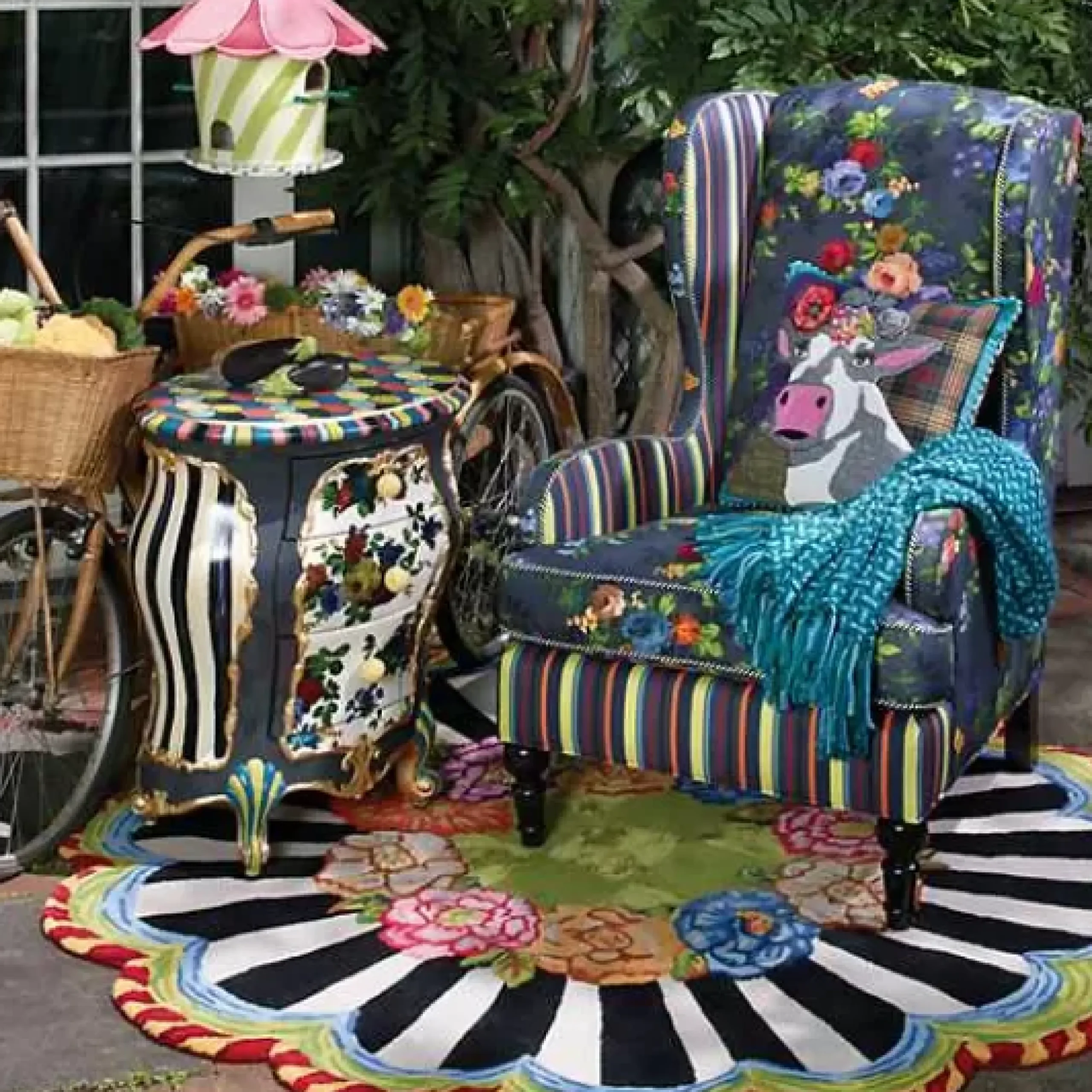 MacKenzie-Childs Cutting Garden 6' Round Rug< Rugs