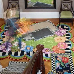 MacKenzie-Childs Cutting Garden 6'5 x 8' Rug< Rugs