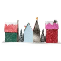 MacKenzie-Childs Granny Kitsch Illuminated Village Mantel Arrangement< Holiday|Room Accents