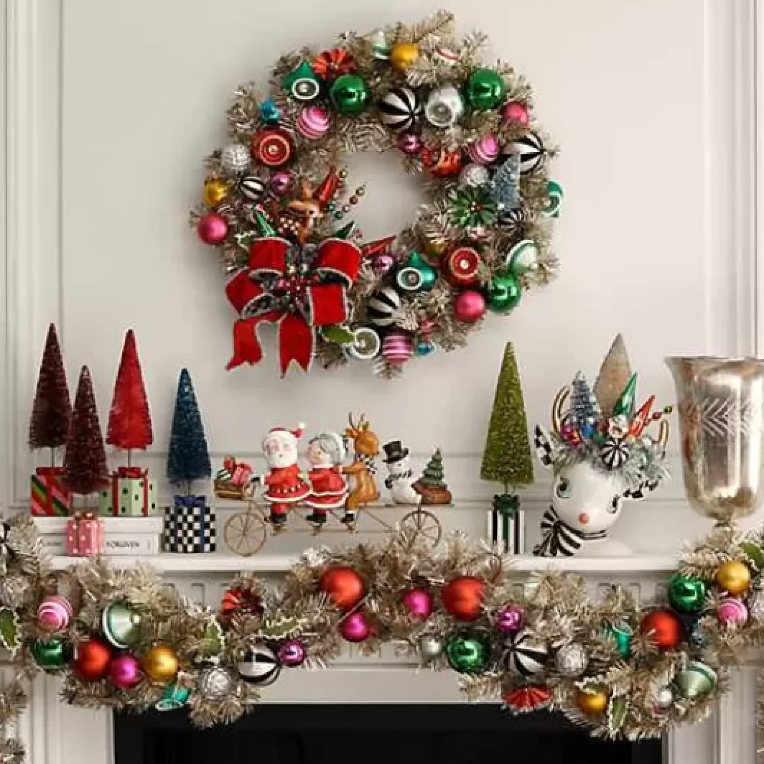 MacKenzie-Childs Granny Kitsch Illuminated Garland< Holiday|Greenery & Florals
