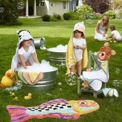 MacKenzie-Childs Happy Fish Bath Rug< Bath & Bath Accessories|Room Accents