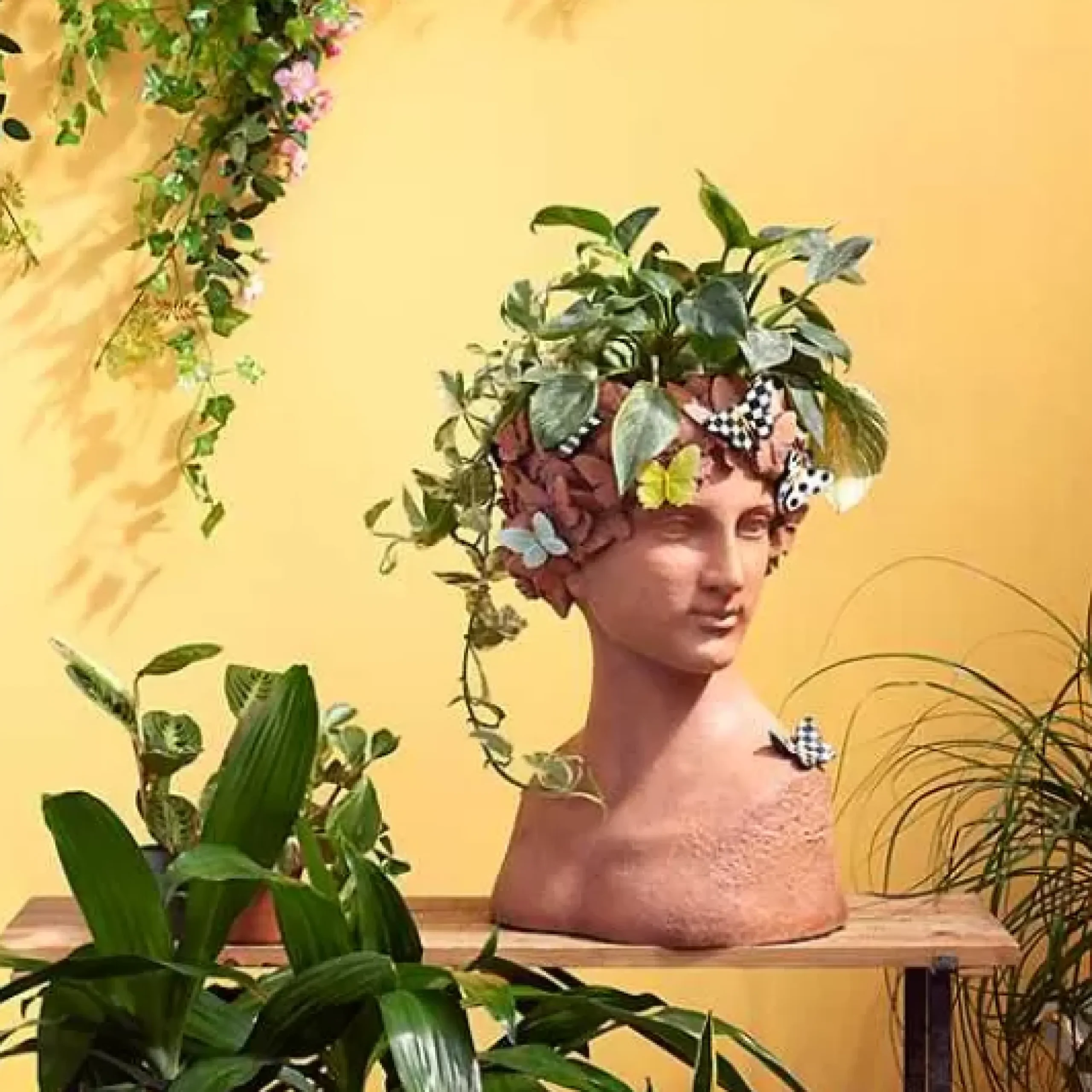 MacKenzie-Childs Persephone Small Bust Planter< Outdoor|Room Accents