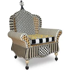 MacKenzie-Childs Queen Bee Courtyard Outdoor Wing Chair< Outdoor|Spring