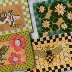 MacKenzie-Childs Queen Bee Entrance Mat< Outdoor|Rugs