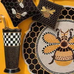 MacKenzie-Childs Queen Bee Rug 4' Round Rug< Rugs