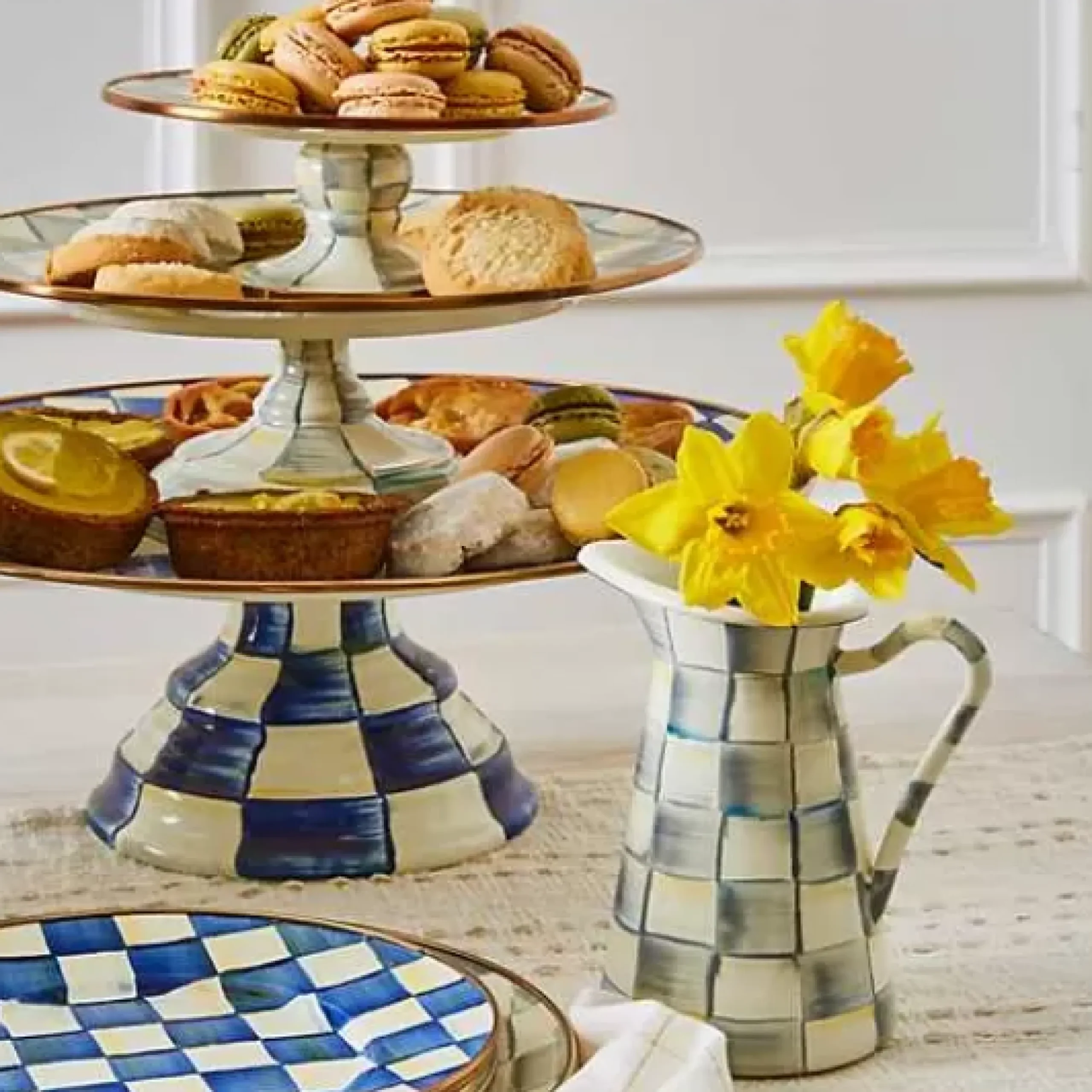 MacKenzie-Childs Royal Check Large Pedestal Platter< Serveware
