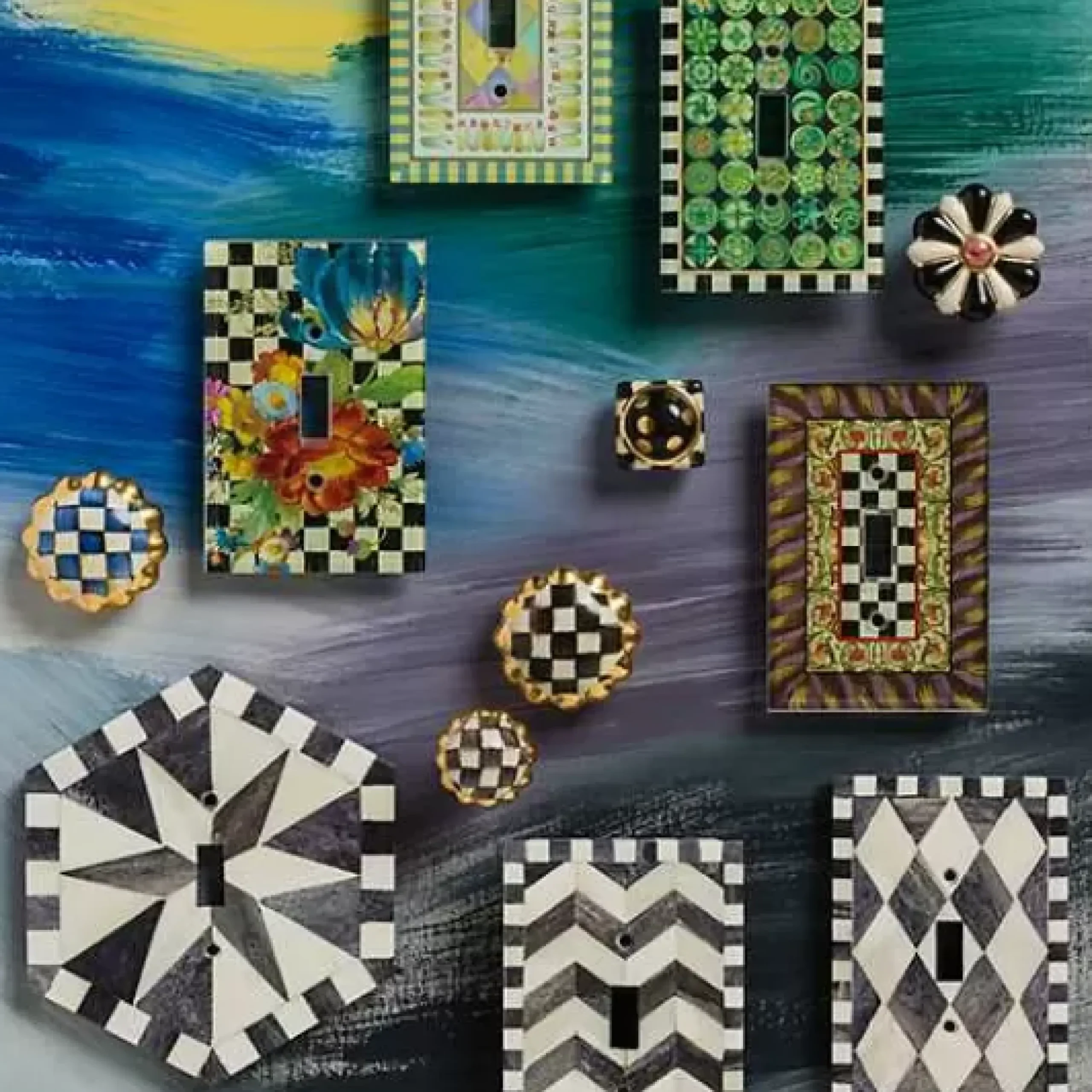 MacKenzie-Childs Royal Check Round Knob< Finishing Touches|Room Accents