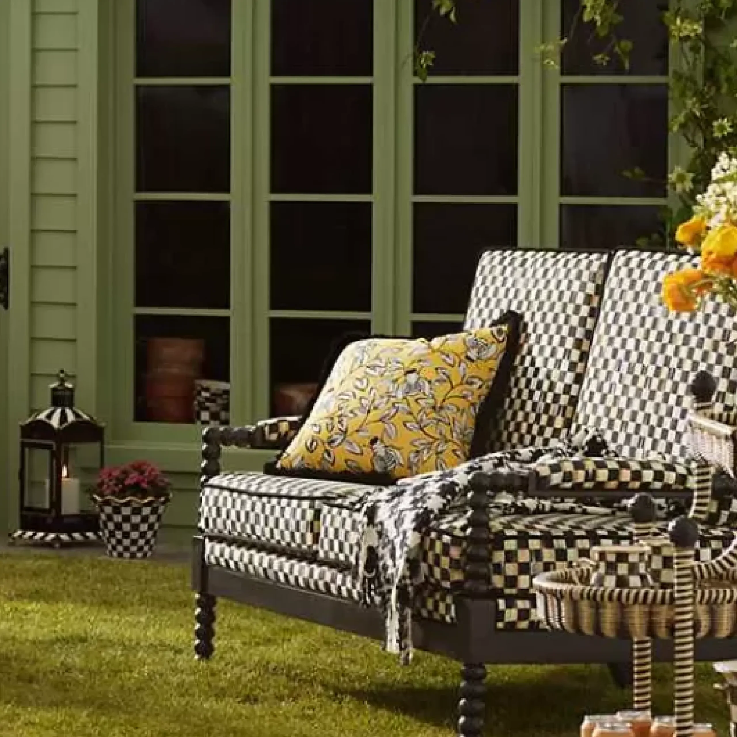 MacKenzie-Childs Spindle Check Outdoor Loveseat< Outdoor|Spring