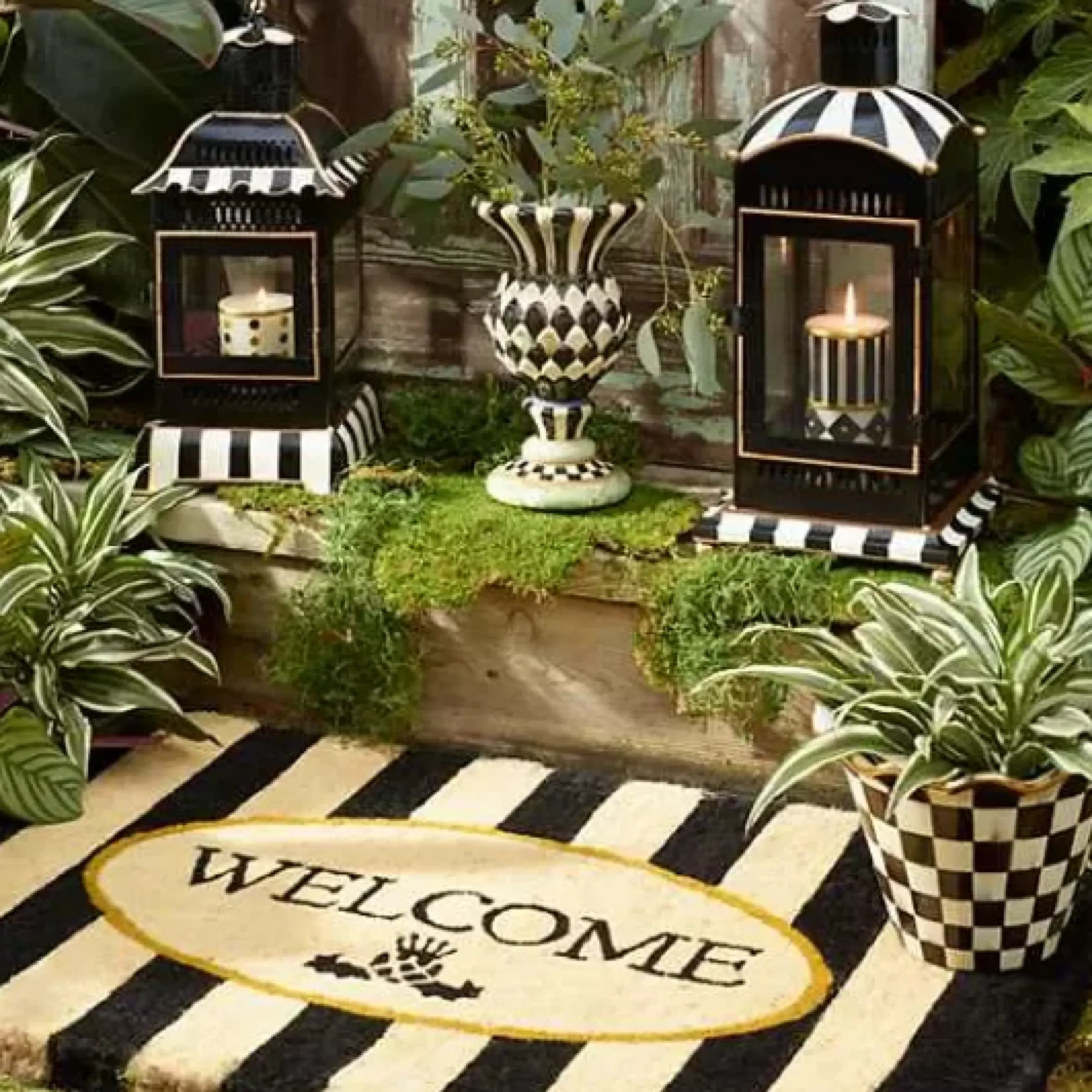 MacKenzie-Childs Welcome Awning Stripe Entrance Mat< Rugs