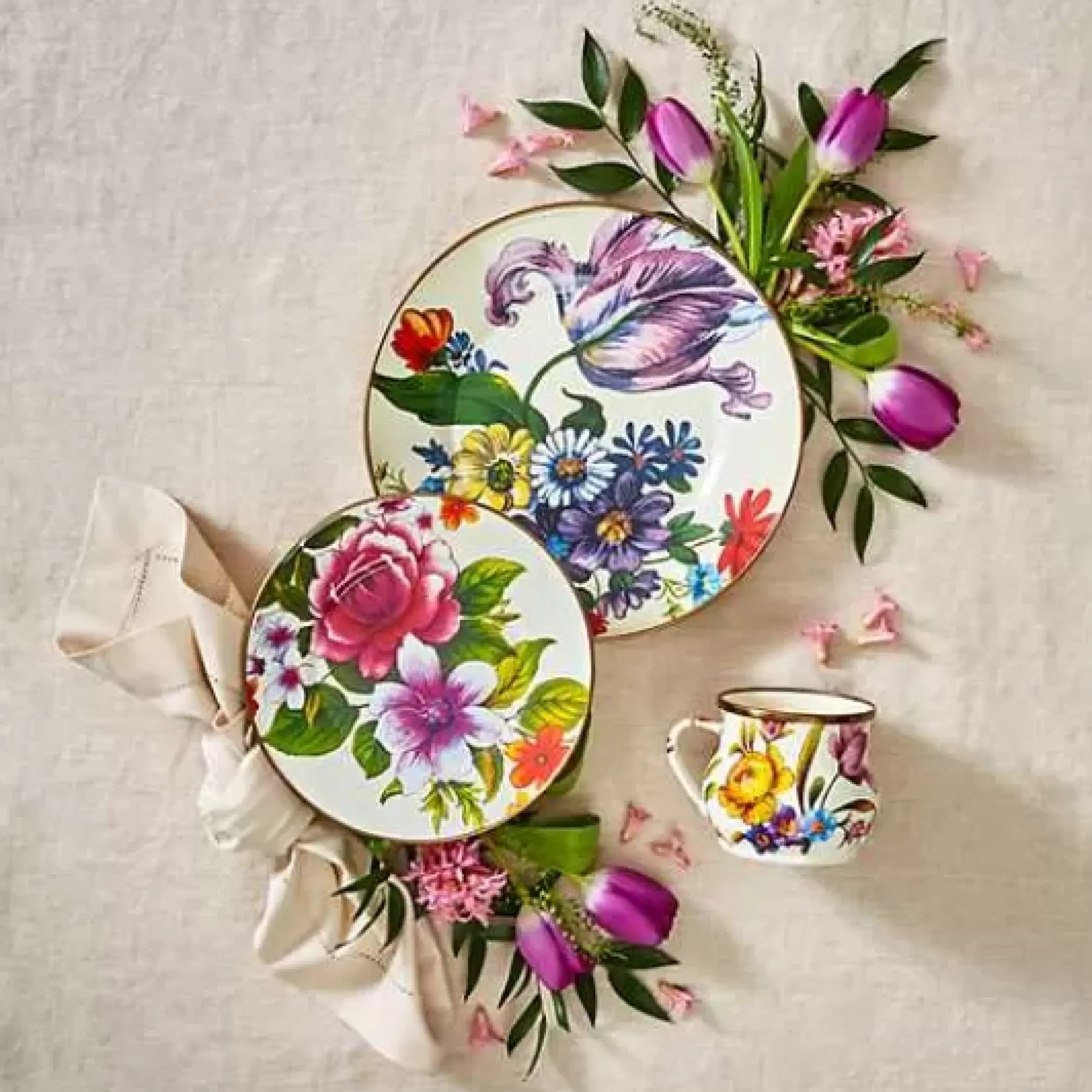 MacKenzie-Childs White Flower Market Dinner Plate< Dinnerware & Flatware