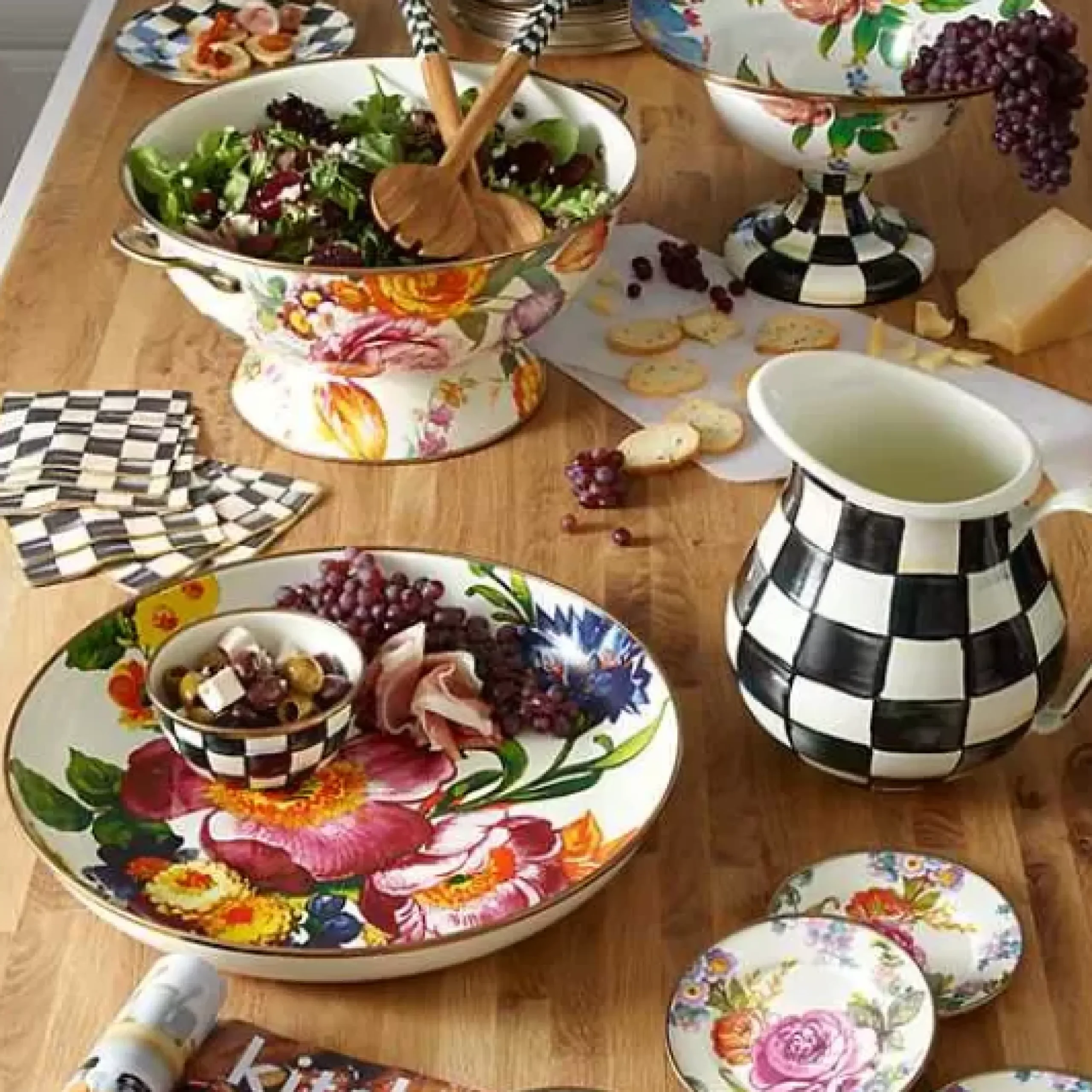 MacKenzie-Childs White Flower Market Large Compote< Serveware
