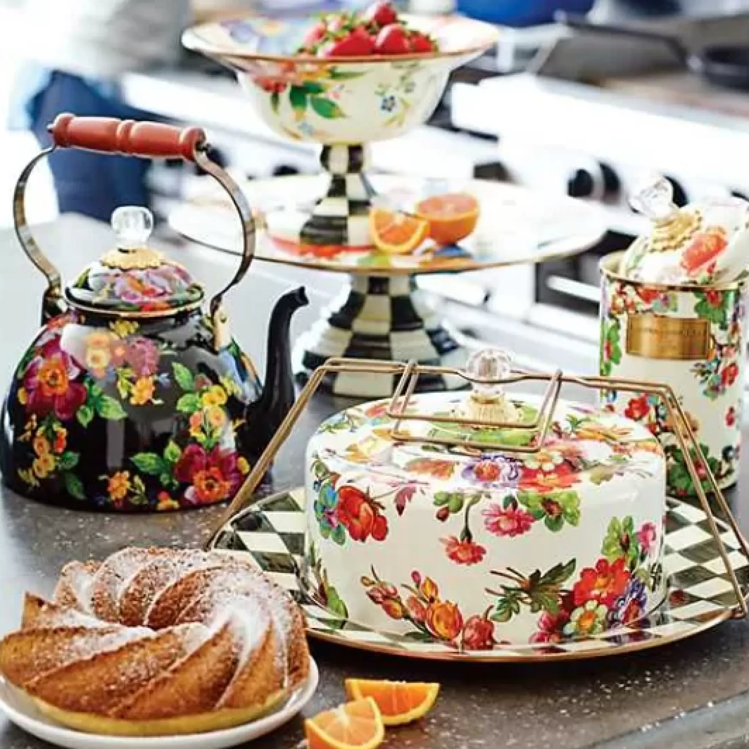 MacKenzie-Childs White Flower Market Large Compote< Serveware
